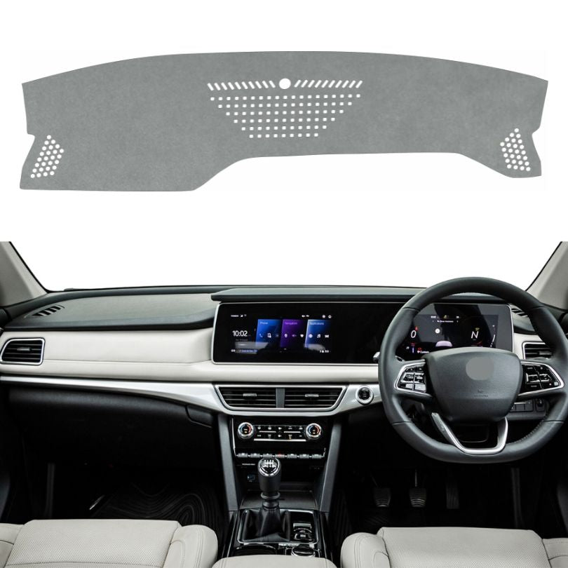 Mahindra XUV700 2021 To 2026 Car Dashboard Cover Mat (Grey)